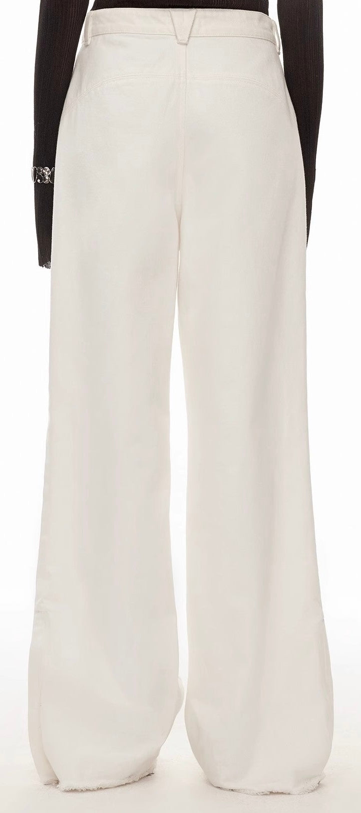 Jean Vintage Coupe Droite – Taille Mi-Basse, Jambe Large Discrète