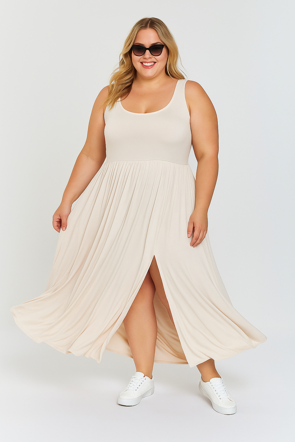 Robe Longue Fendue Élégance Légère – Makadamia
