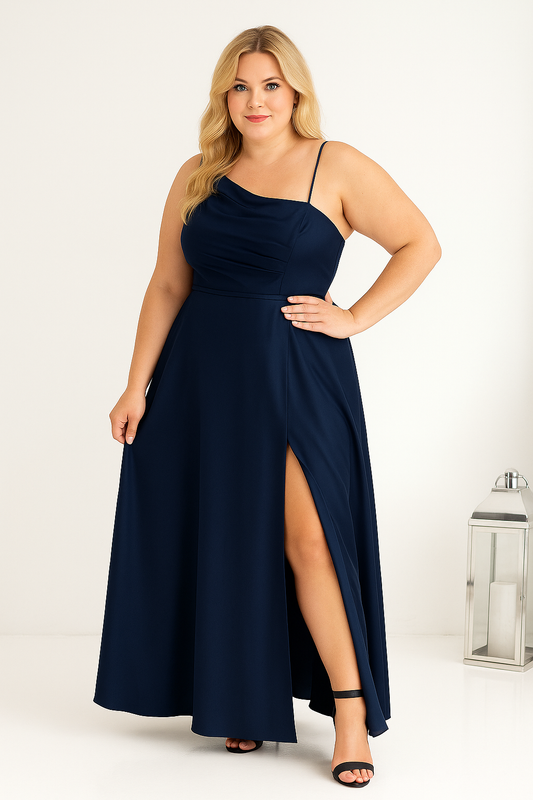 Robe longue “With You” – Élégance asymétrique et dos tressé